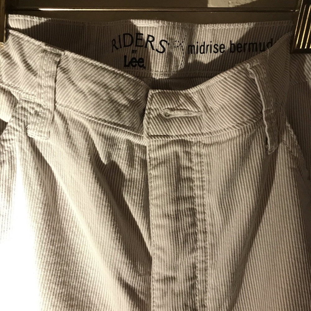Lee riders mid rise Bermuda shorts